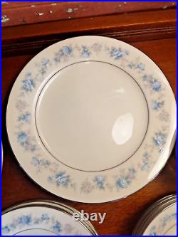 16 pc Noritake Japan Ivory SPLENDOR 7235 Blue Lilac Floral Silver Dinnerware Set