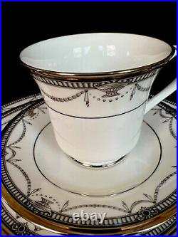 1 Five Piece Set Of Noritake Bone China Chamberlain AAA