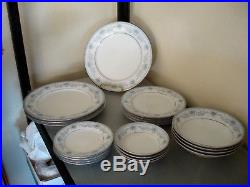 20 Pieces Contemporary Noritake Blue Hill China 4 Five Piece Place Settings