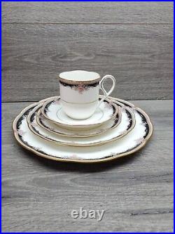 21 PIECE NORITAKE PALAIS ROYAL Bone China Dinner Setting For 4 People NICE