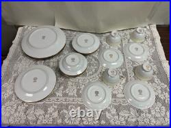 24 Piece Set Noritake China Goldkin 4985 Service for 4