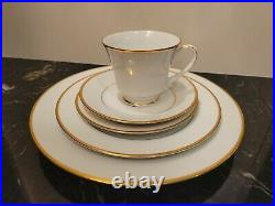 25 Pieces- Set for 5 Contemporary Fine China by Noritake Heritage #2982 Nice