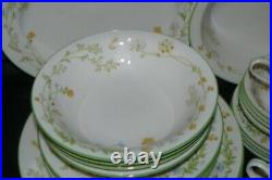 30 Piece Set of Noritake Ivory China Set Reverie #7191 Pattern Service for 4 EUC