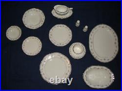 34-Piece (4 place settings + 4 server pieces) Noratake Traviata Fine China