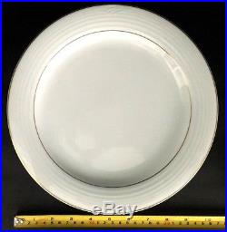 44 pcs Set of Fine China by Noritake ARTIC GOLD 4001 White with Gold Trim EX/MT