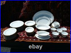 49 pcs NORITAKE china GOLDLANE 6612 dinnerware set un used