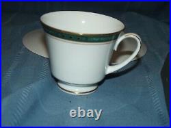 61 pc Noritake Contemporary Greens Court 4246 china set for 12 green gold rim