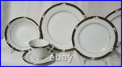 65 pc NORITAKE Dinnerware Set ELLINGTON Service / 12 Fine China Calla Lily