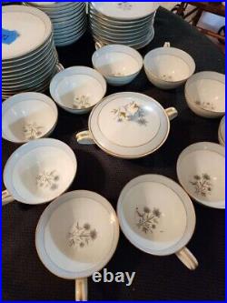 89 Piece Set Noritake Blue/gold Floral Vanessa China Set