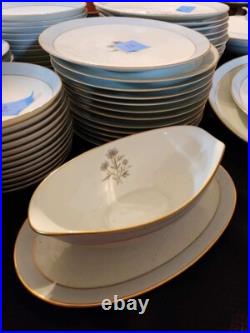 89 Piece Set Noritake Blue/gold Floral Vanessa China Set