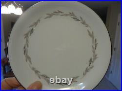 89 Piece Set of Noritake Graywood. 12 places Looks Unused Free shipping