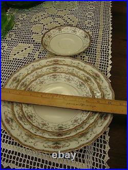 Astorbrook by Noritake 4pc piece setting Pattern Number 4300 Mauve Roses Set C