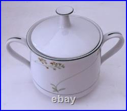Contemporary Fine China By Noritake UPBEAT 2691 55 Piece Set