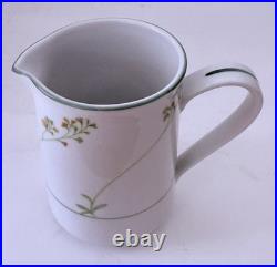 Contemporary Fine China By Noritake UPBEAT 2691 55 Piece Set
