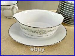 Contemporary Fine China by Noritake Japan Donegal 2179 20 Piece Set