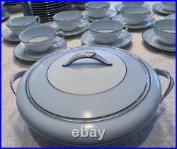 Elegantly Beautiful Noritake Bluedale 5533 Dinnerware Set. Complete 12 Setting