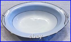 Elegantly Beautiful Noritake Bluedale 5533 Dinnerware Set. Complete 12 Setting