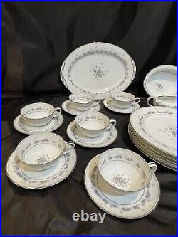 FREE SHIPPING Noritake Fine China Camille 30 Piece Set. Excellent Condition