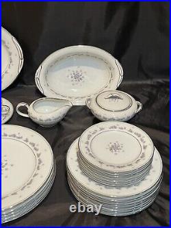 FREE SHIPPING Noritake Fine China Camille 30 Piece Set. Excellent Condition