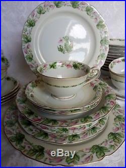 Gorgeous Aladdin Fine China Dinner set for 12 Occupied Japan Hand Painted Mint