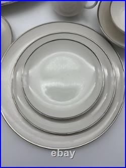 Ivonne by Noritake (7522) 79 piece set