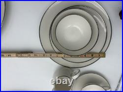 Ivonne by Noritake (7522) 79 piece set