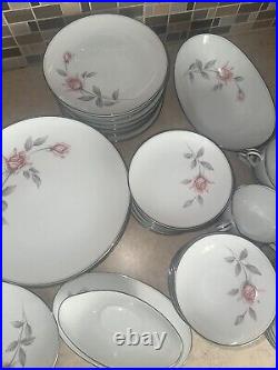 Japan Noritake Rosemarie 6044 83 piece china set (1959 to 1975) Floral Elegance