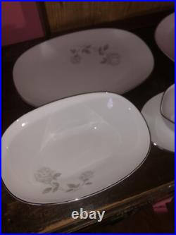 Japanese Noritake China Porcelain Rosay 6216 Pattern 32 piece set MINT