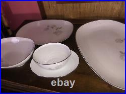 Japanese Noritake China Porcelain Rosay 6216 Pattern 32 piece set MINT