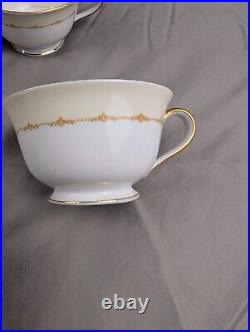 NORITAKE 1930's China Floral Set of 9 Teacups Casserole Platter Tea Pot & More