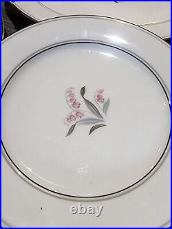 NORITAKE 54pc China CREST 5421 JAPAN 8 Pieces 8 Place Setting Lily Of The Valley