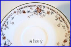 NORITAKE ADAGIO IVORY CHINA 7237 JAPAN 28 Pc Set 7 Pc Place Setting Serv for 4