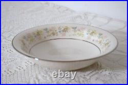 NORITAKE BLOSSOM TIME 7150 JAPAN IVORY CHINA 28 Pcs 7 Pc Plc Set Service for 4