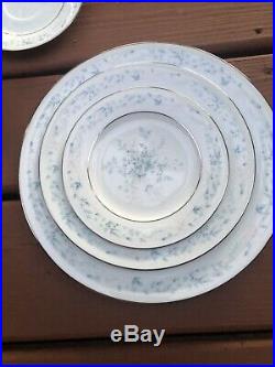 NORITAKE China CAROLYN 2693 Fine China 12 PLACE SETTINGS / 60 PCS