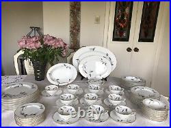 NORITAKE-DINNERWARE -Fine China Japan 6907 -7Pieces -10 Place Setting + Serving