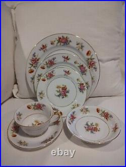 NORITAKE PHYLLIS 6 PIECES for 12 Plus Many Serving Pieces 78 piece china set