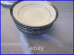 NORITAKE Queens Platinum Fine China 8 Settings 4286 42 pieces