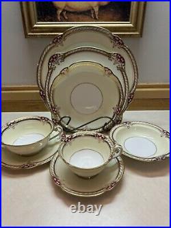 NORITAKE Rubigold 89501 8 Eight PIECE PLACE SETTINGS & Serving Pcs 70 Pcs MNT
