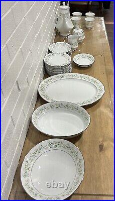 NORITAKE SET SAVANNAH 2031 JAPAN See Pictures For Details NEW