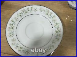 NORITAKE SET SAVANNAH 2031 JAPAN See Pictures For Details NEW