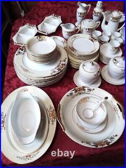 NORITAKE china 42200 GOLD ORANGE BLUE FLOWERS 97 PIECE DINNERWARE SET