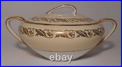 NORITAKE china 5181 GOLD LEAF & BERRY pattern 47-piece SET SERVICE for 10