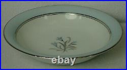 NORITAKE china BLUEBELL 5558 pattern 89-piece SET SERVICE for 12 + 5 Serving