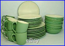 NORITAKE china COLORWAVE GREEN 8485 pattern 32-pc SET SERVICE for EIGHT (8)
