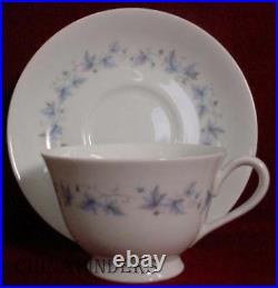 NORITAKE china CONCORD no trim 6207 pattern 47-piece SET SERVICE