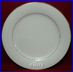 NORITAKE china DAWN 5930 pattern 30-piece SET SERVICE for 10 cup dinner salad