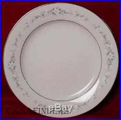 NORITAKE china HEATHER 7548 pattern 48-piece SET SERVICE for Eight (8) with soups