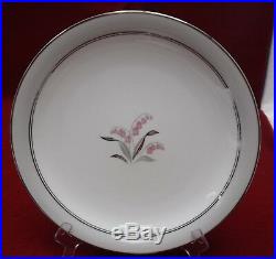 NORITAKE china LILYBELL 5556 pattern 30-piece SET SERVICE for 5 with Fruit Bowl