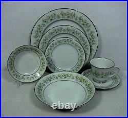 NORITAKE china SAVANNAH 2031 32-piece SET SERVICE for 4 Fruit Soup + Serving