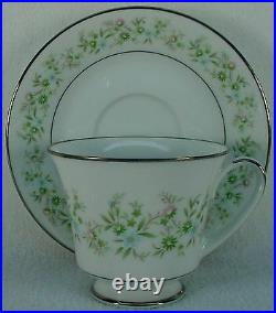 NORITAKE china SAVANNAH 2031 pattern 60-piece SET SERVICE for 12 -place settings